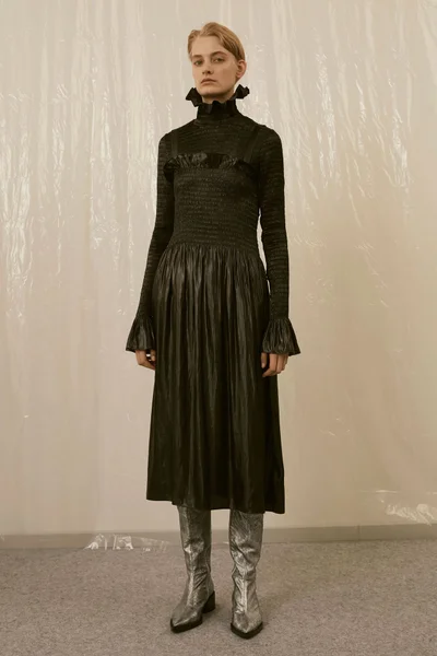 Look 24